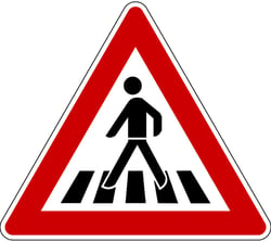 Verkehrszeichen_134_Gefahrenzeichen-Fußgängerüberweg